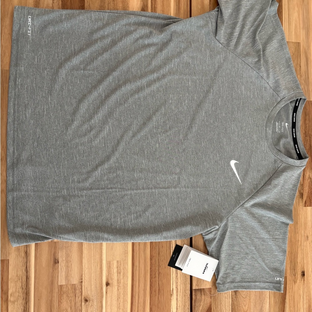 Nike Men's Heather Gray Dri-FIT Tee